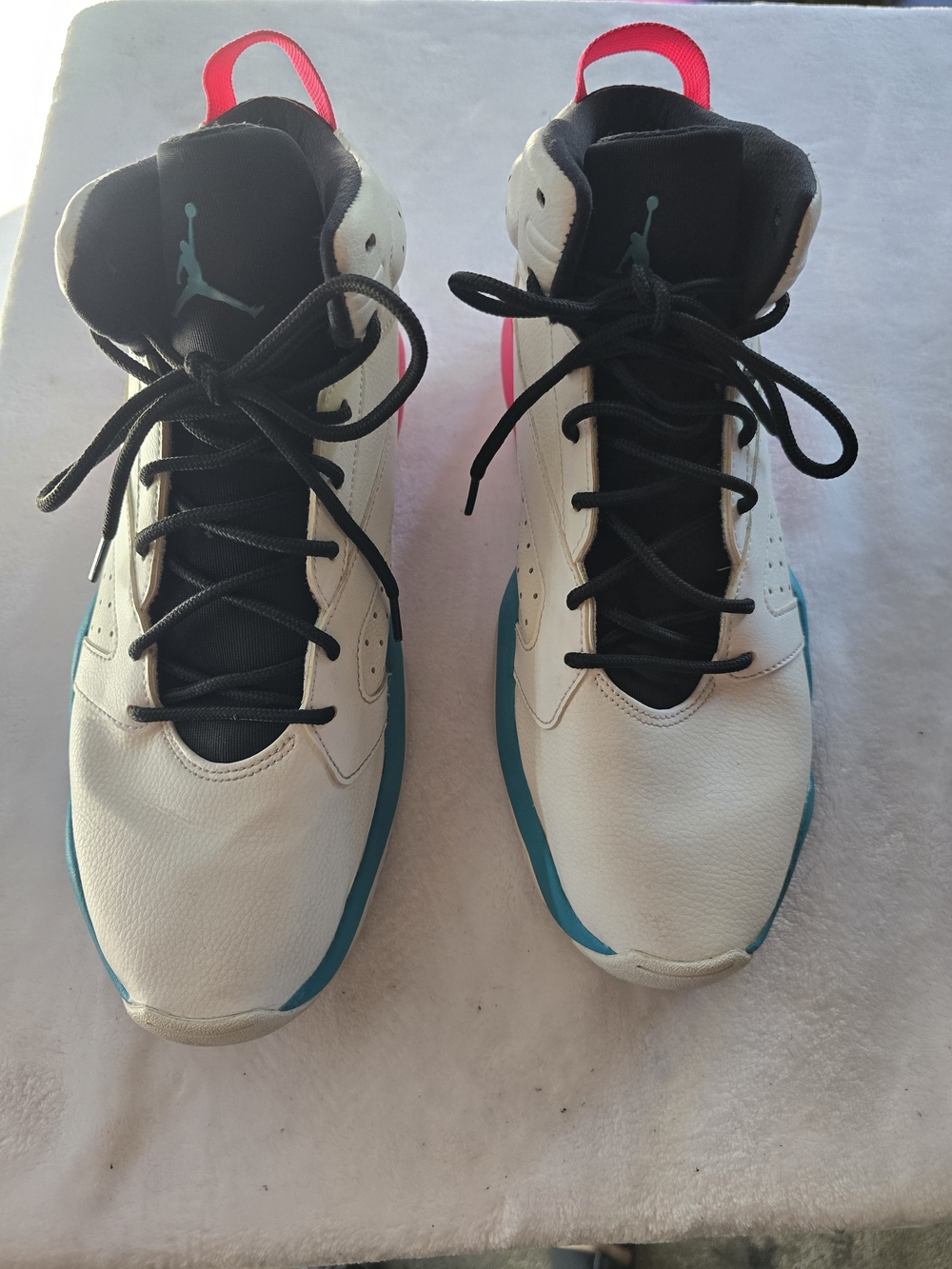 Nike Jordan Lift Off sneakers in the "South Beach" colorway SIZE 11 PRE-OWNED